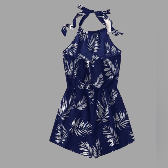 curve plus size 2 XL navy blue tropical romper - Picture 2 of 5